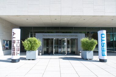 Willkommen in Zell am See, zur SAFETY TECH 2025. © FESTO